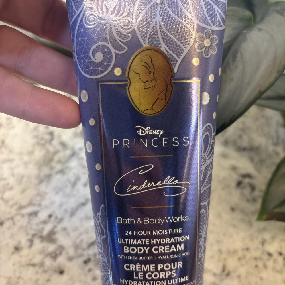 Bath & Body Works bath body